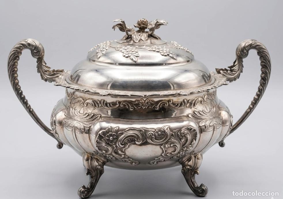 Antig&uuml;edades: Espectacular Sopera / Centro de Mesa de Plata de Ley - 3,8 kg