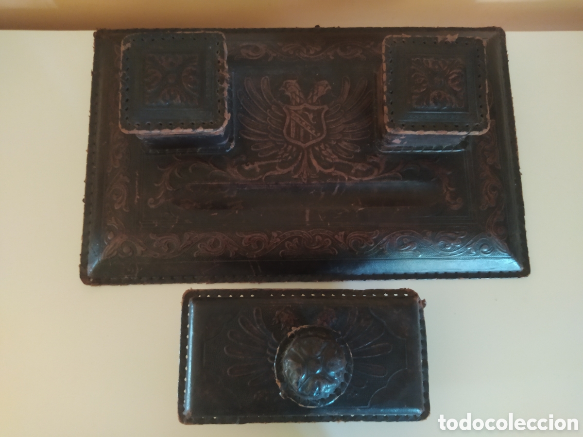 Antig&uuml;edades: Tintero vintage de cuero repujado - Foto 2