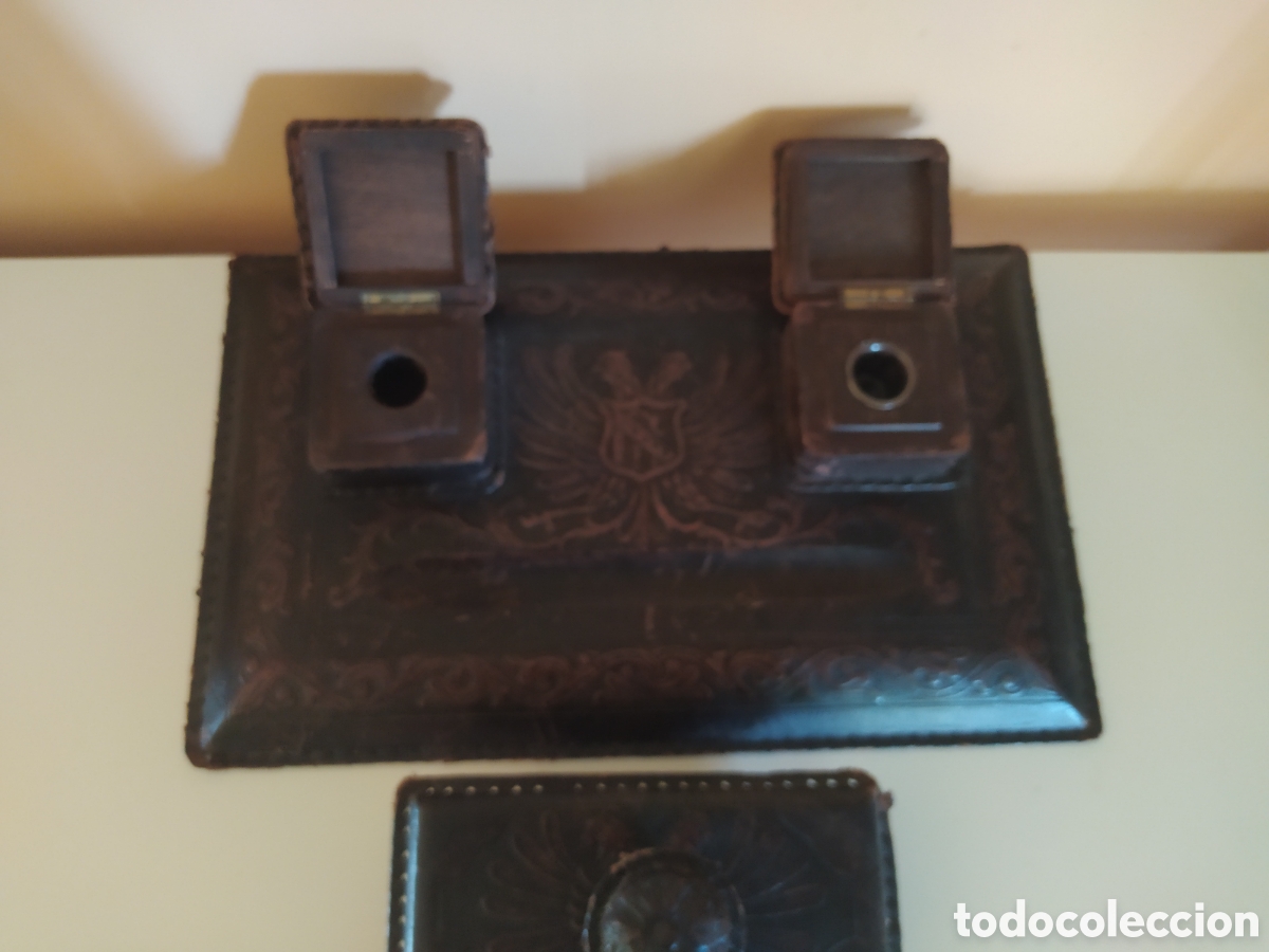 Antig&uuml;edades: Tintero vintage de cuero repujado - Foto 4