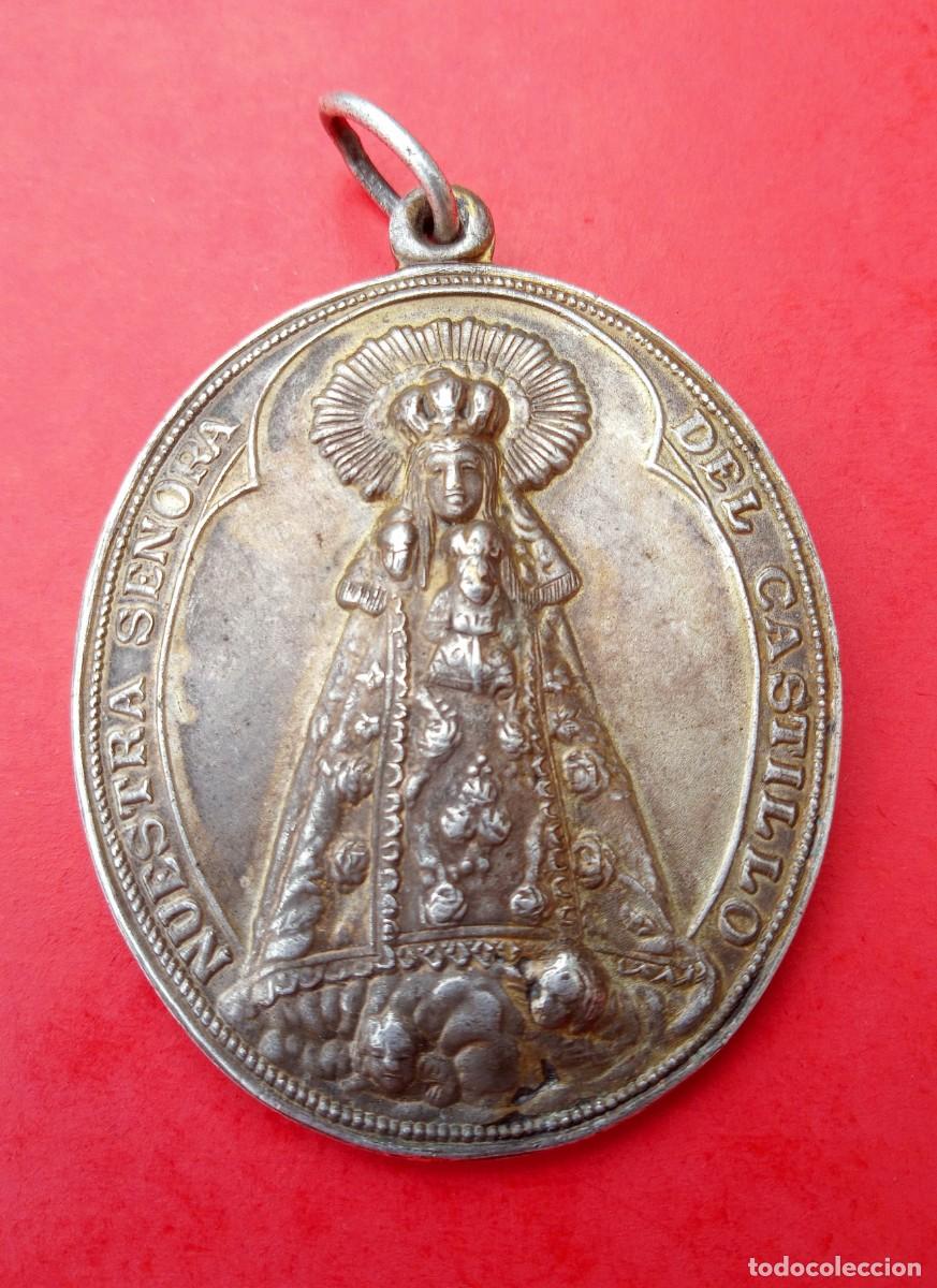 Antig&uuml;edades: Gran Medalla Antigua Virgen del Castillo. Chill&oacute;n. Ciudad Real.