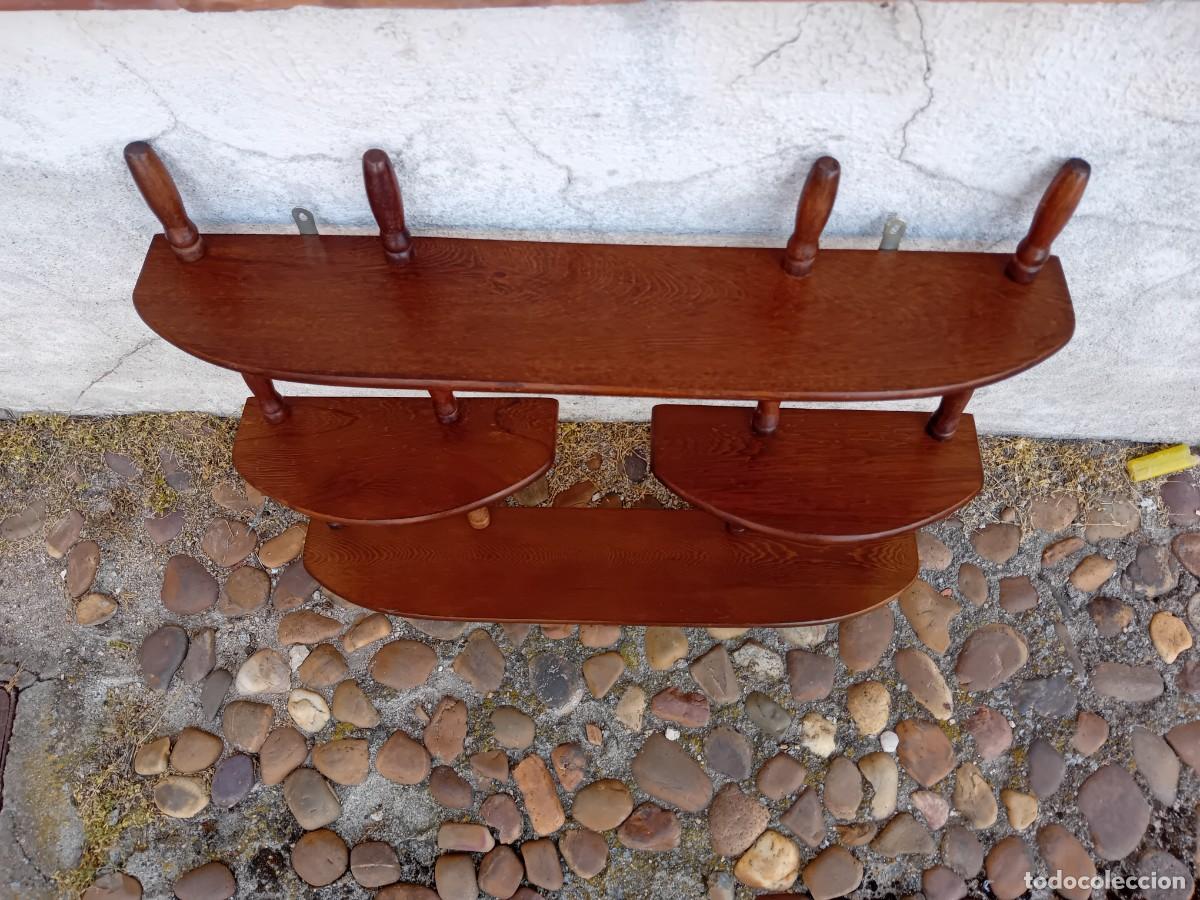 Antig&uuml;edades: Estanter&iacute;a de madera de pino d&eacute;cada de los 80 - Foto 2