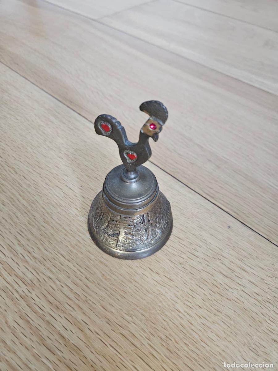 Antig&uuml;edades: Campanilla de bronce - Foto 1