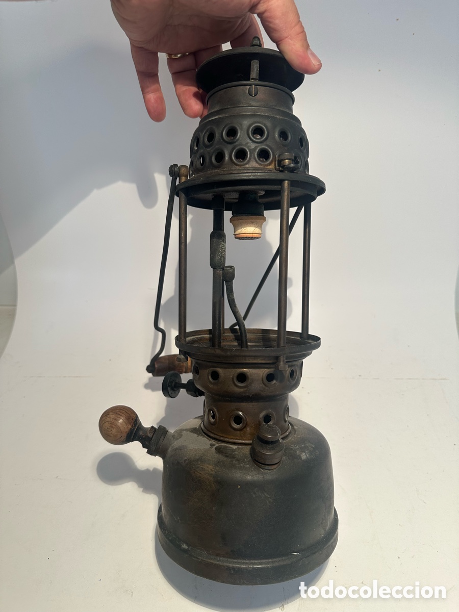 Antig&uuml;edades: FOCUS, LAMPARA DE PETROLEO - BADALONA - ORIGINAL. ANTIGUA
