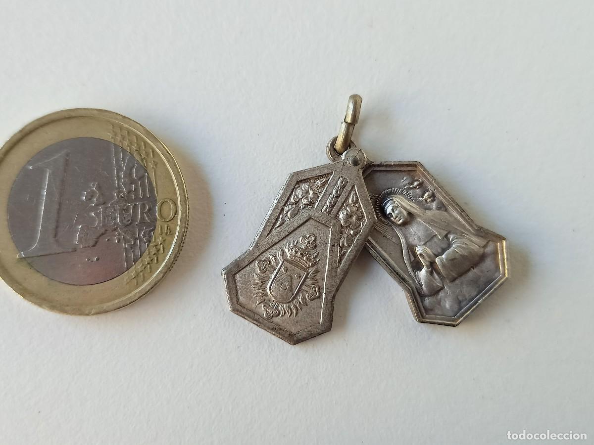 Antig&uuml;edades: Antigua medalla Joaquina de Verduna