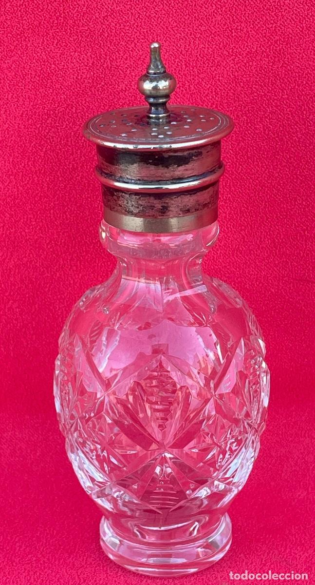 Antig&uuml;edades: SALERO ANTIG&Uuml;O DE CRISTAL Y PLATA S. XIX. EN PERFECTO ESTADO. PESO.- 130 GRAMOS. 12 CMS ALTO