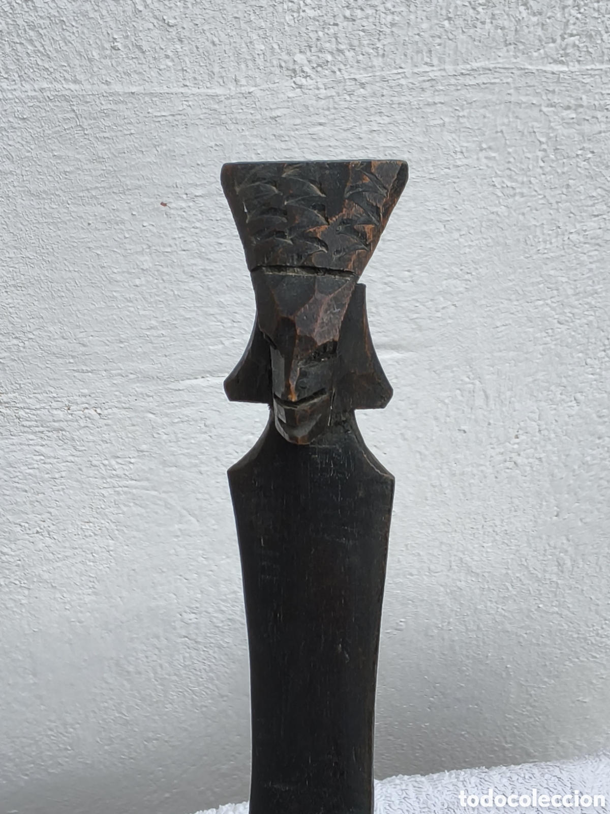 Antig&uuml;edades: Tr&iacute;pode de madera antropomorfa - Foto 2