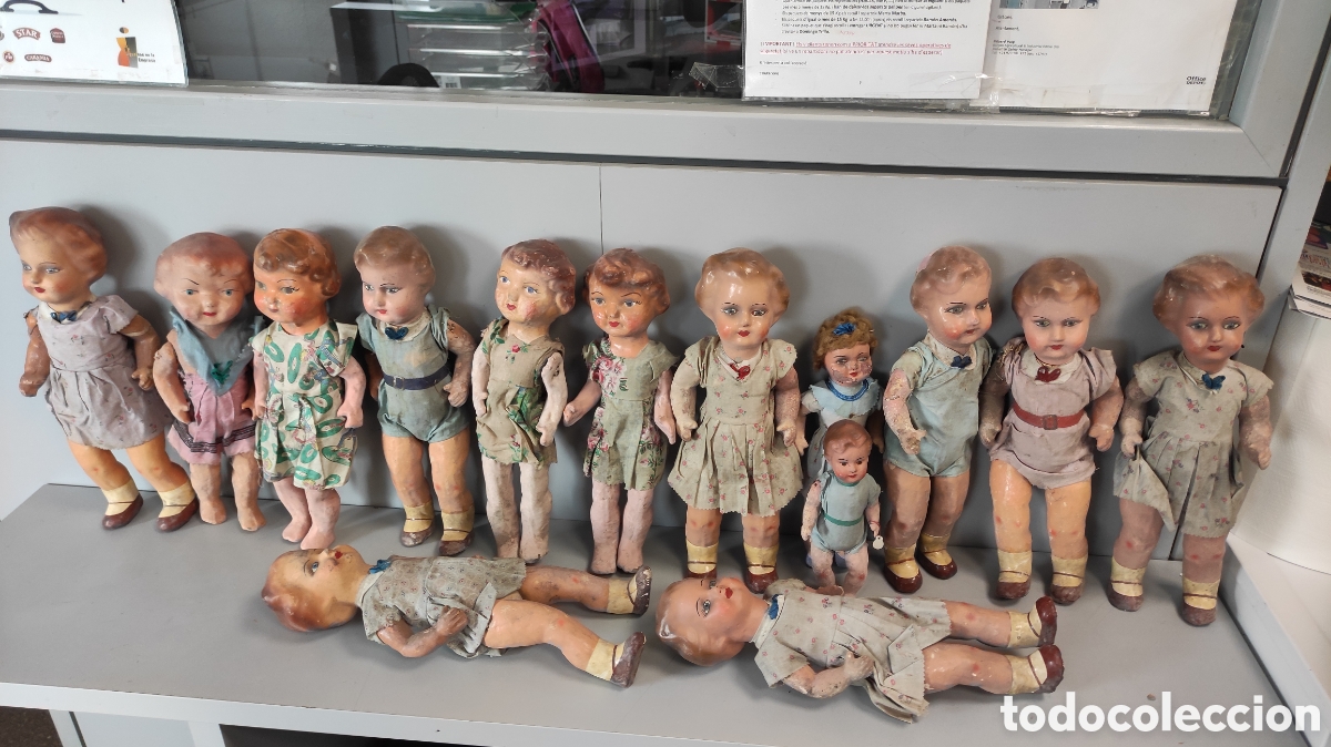 Antig&uuml;edades: Gran lote de mu&ntilde;ecas peponas de cart&oacute;n piedra. A&ntilde;os 40 .