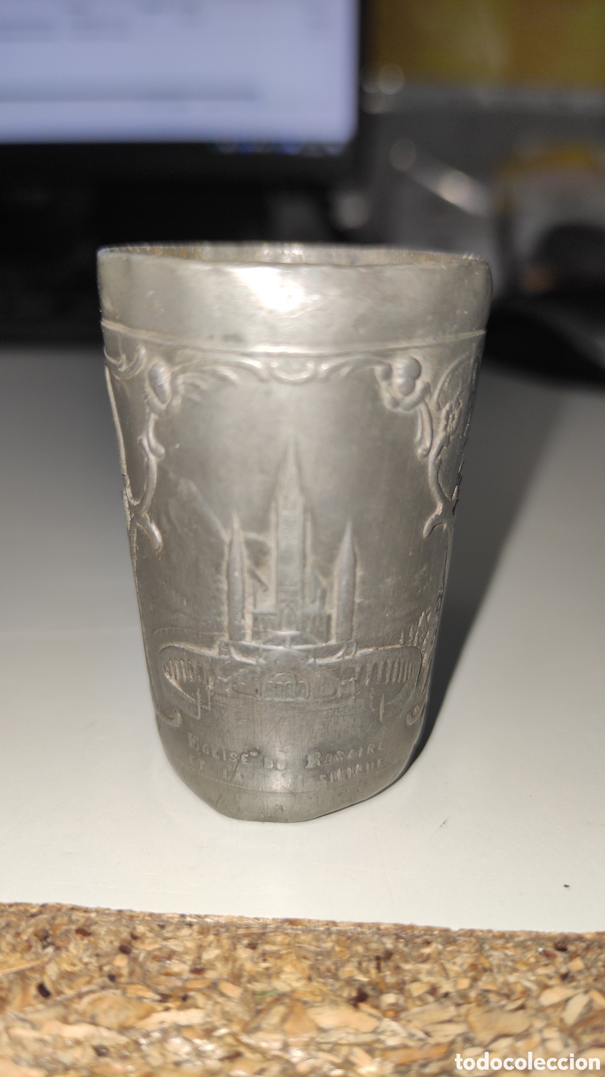 Antig&uuml;edades: Antiguo vaso de esta&ntilde;o o peltre, Lourdes, a&ntilde;os 30