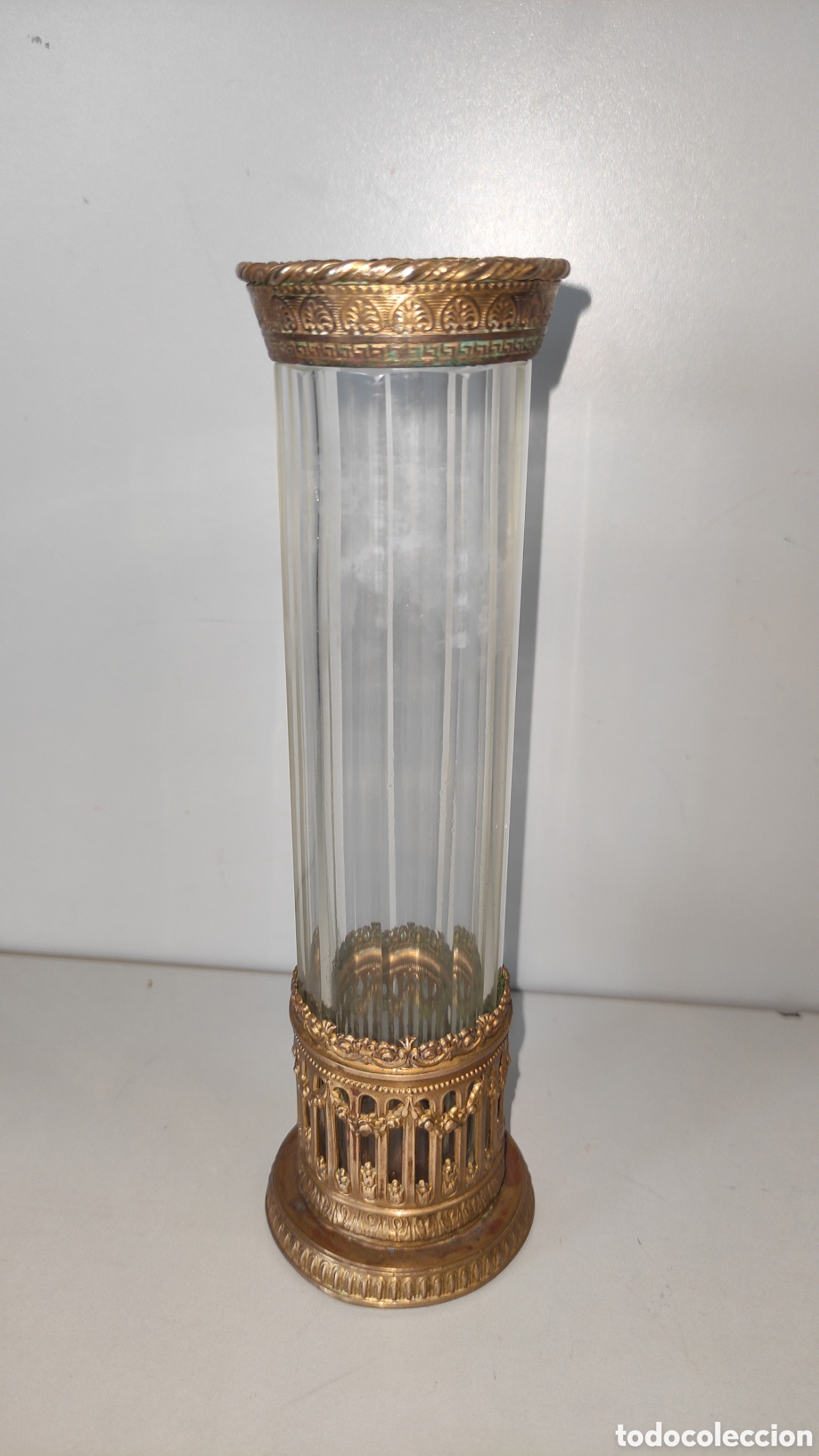 Antig&uuml;edades: Antiguo y peque&ntilde;o jarr&oacute;n para flor violetera, Napole&oacute;n III . Franc&eacute;s. Siglo XIX