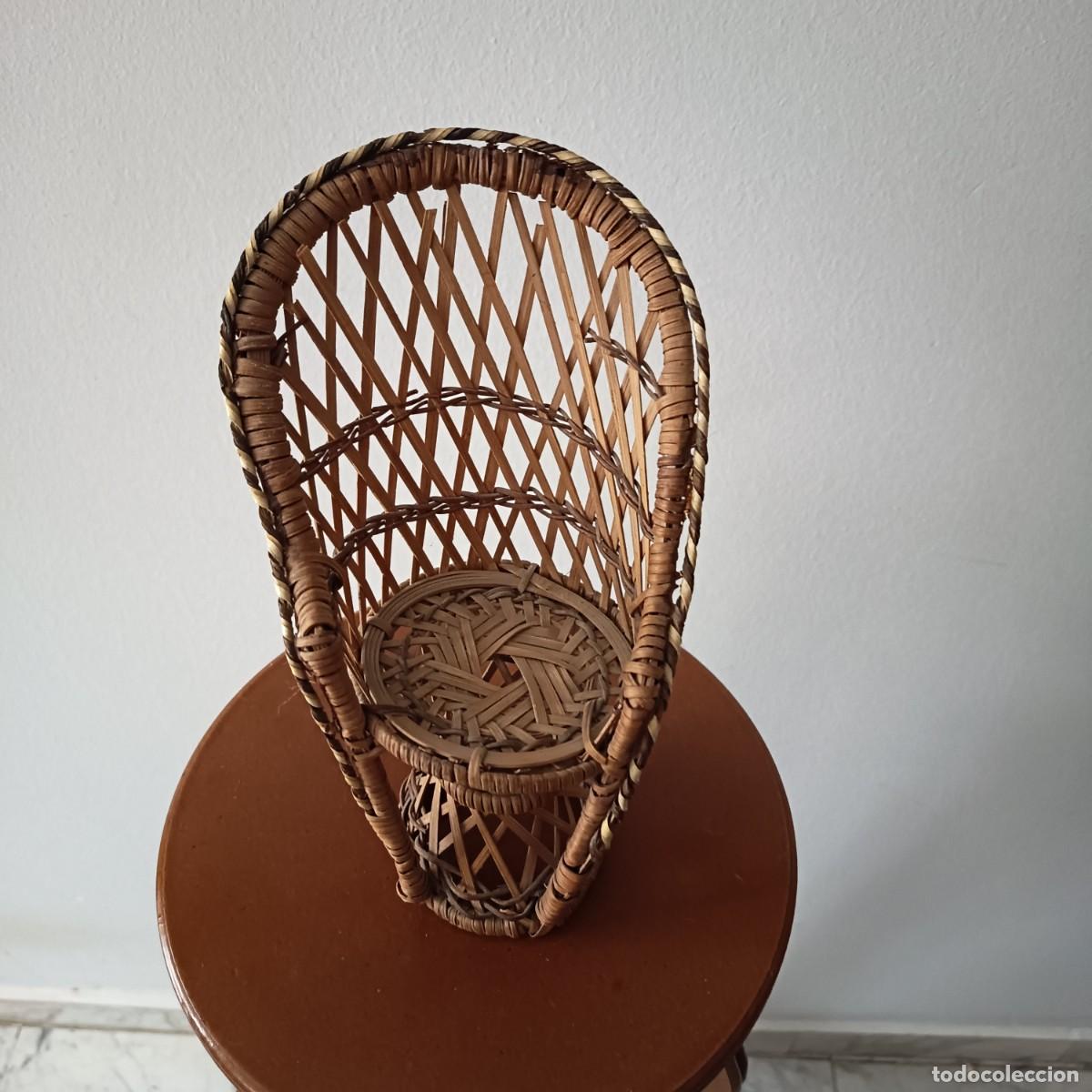 Antig&uuml;edades: Mini silla pavo real para mu&ntilde;ecas