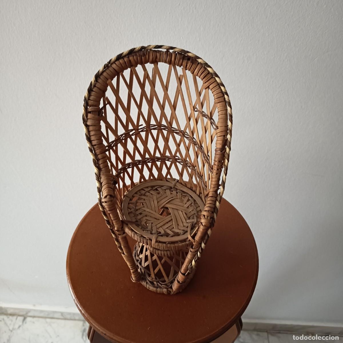 Antig&uuml;edades: Mini silla pavo real para mu&ntilde;ecas - Foto 3