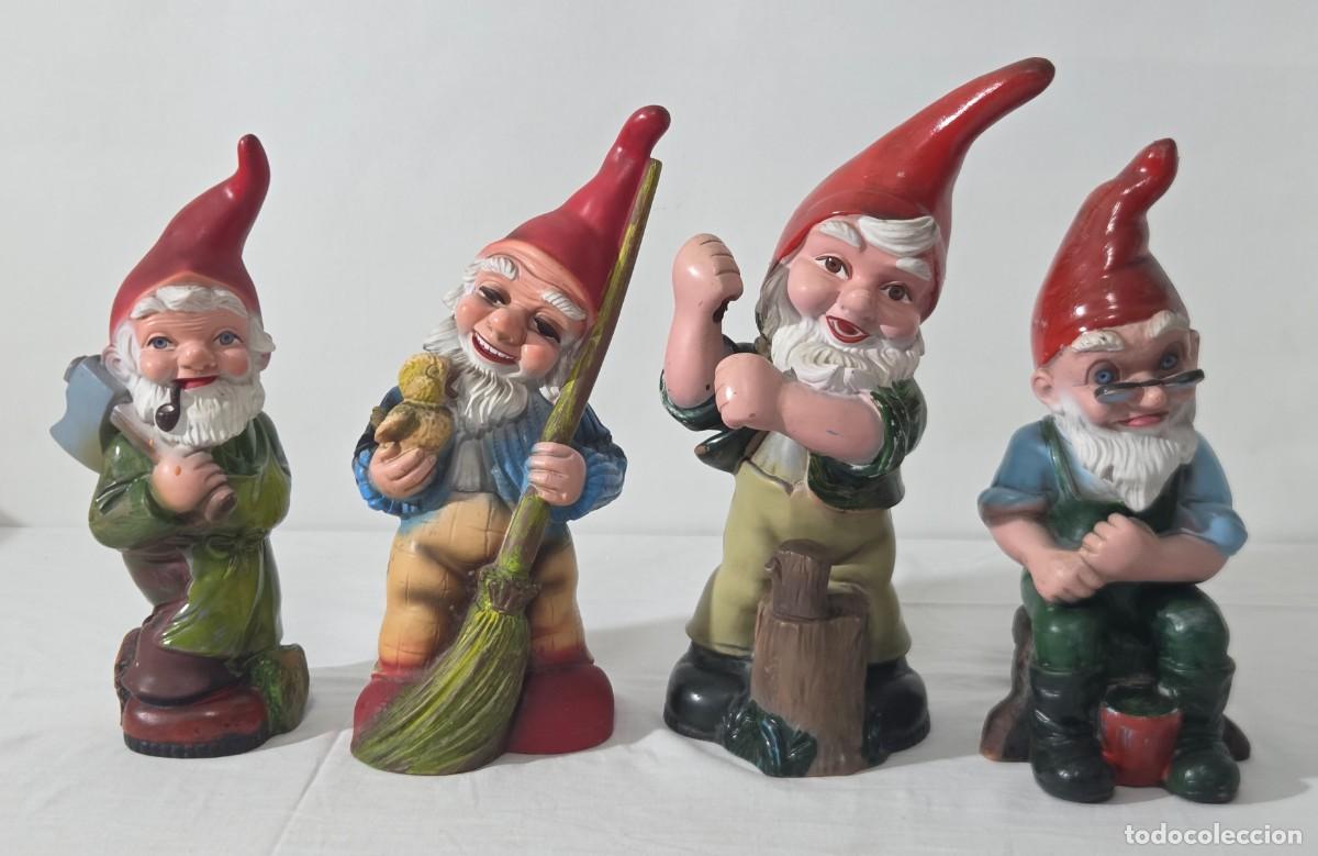 Antig&uuml;edades: 4 figuras de pl&aacute;stico duro enanitos de Blancanieves, Zeho, Alemania