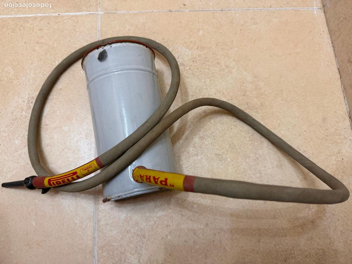 Antig&uuml;edades: Irrigador de esmalte Lavatiba goma pirelli