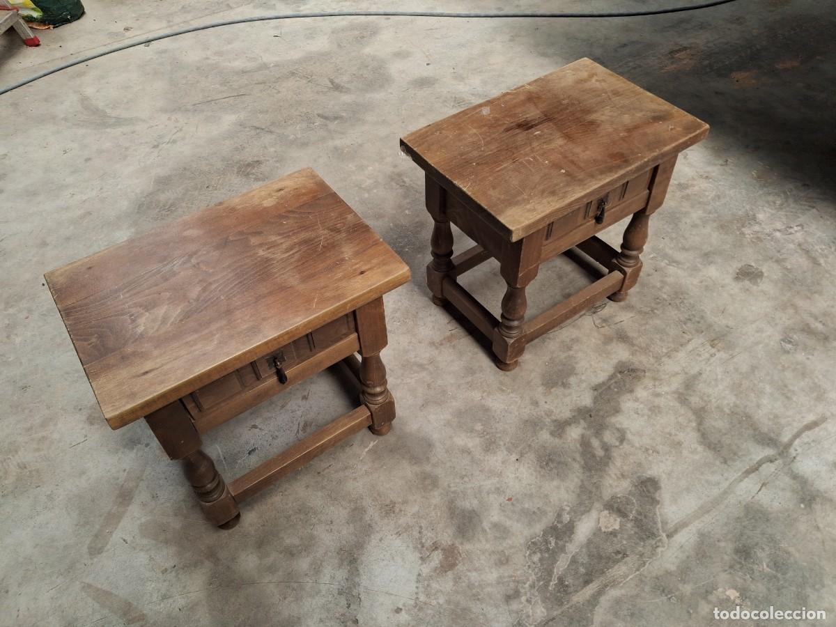 Antig&uuml;edades: Pareja de mesitas de noche - Foto 2