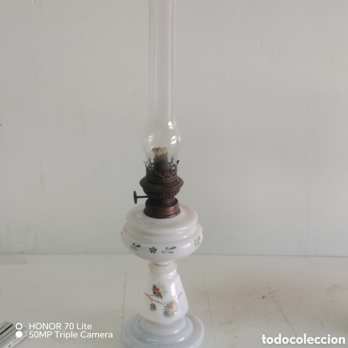 Antig&uuml;edades: Candil antiguo de opalina decorado