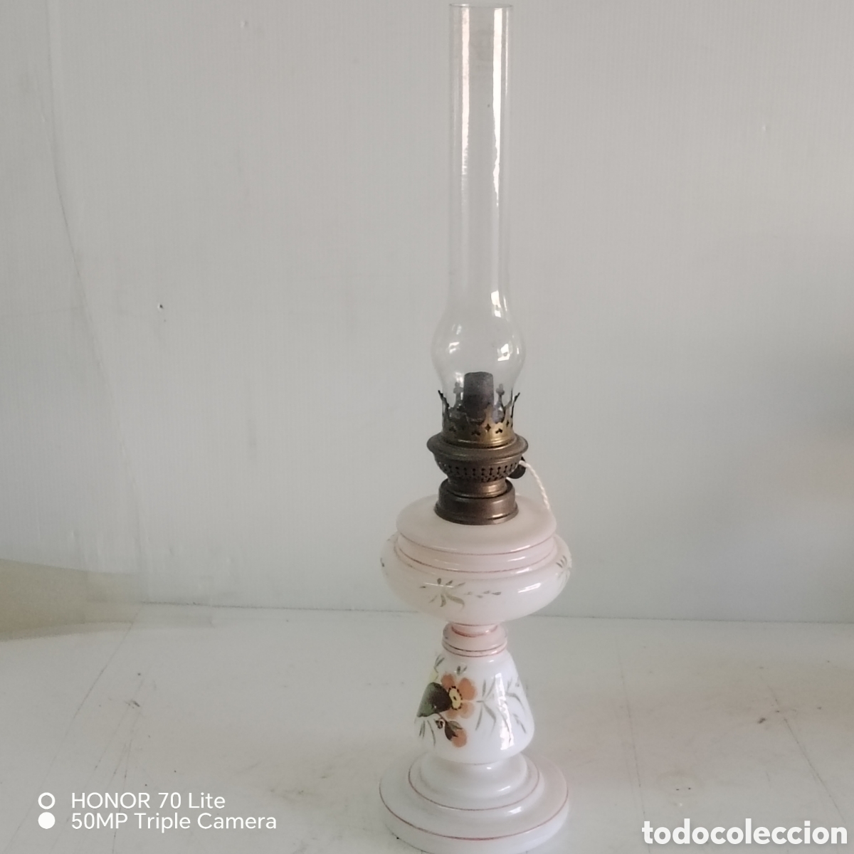 Antig&uuml;edades: Candil antiguo de opalina decorado - Foto 1
