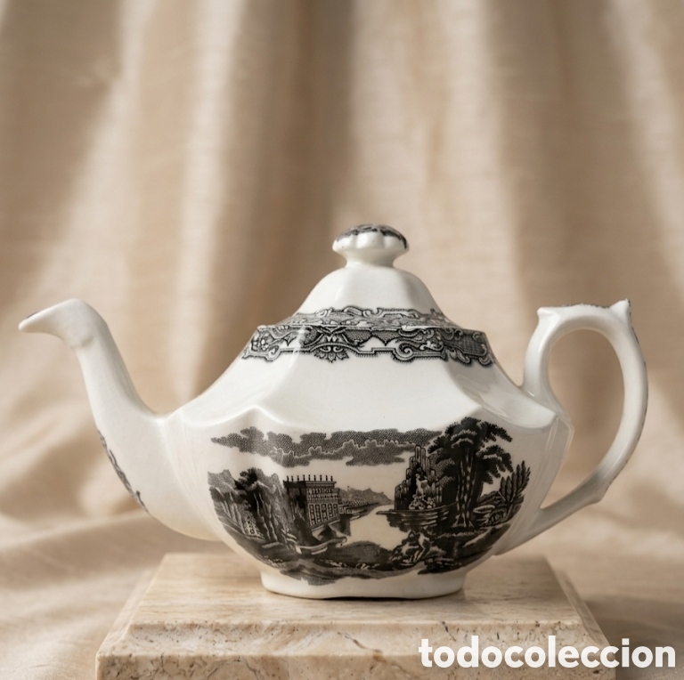 Antiguidades: Magn&iacute;fica cafetera CARTUJA de SEVILLA