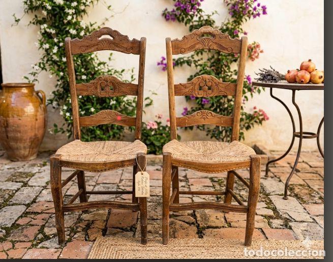 Antig&uuml;edades: PAREJA DE DOS MUY ANTIGUAS SILLAS DE MADERA PARA RESTAURAR