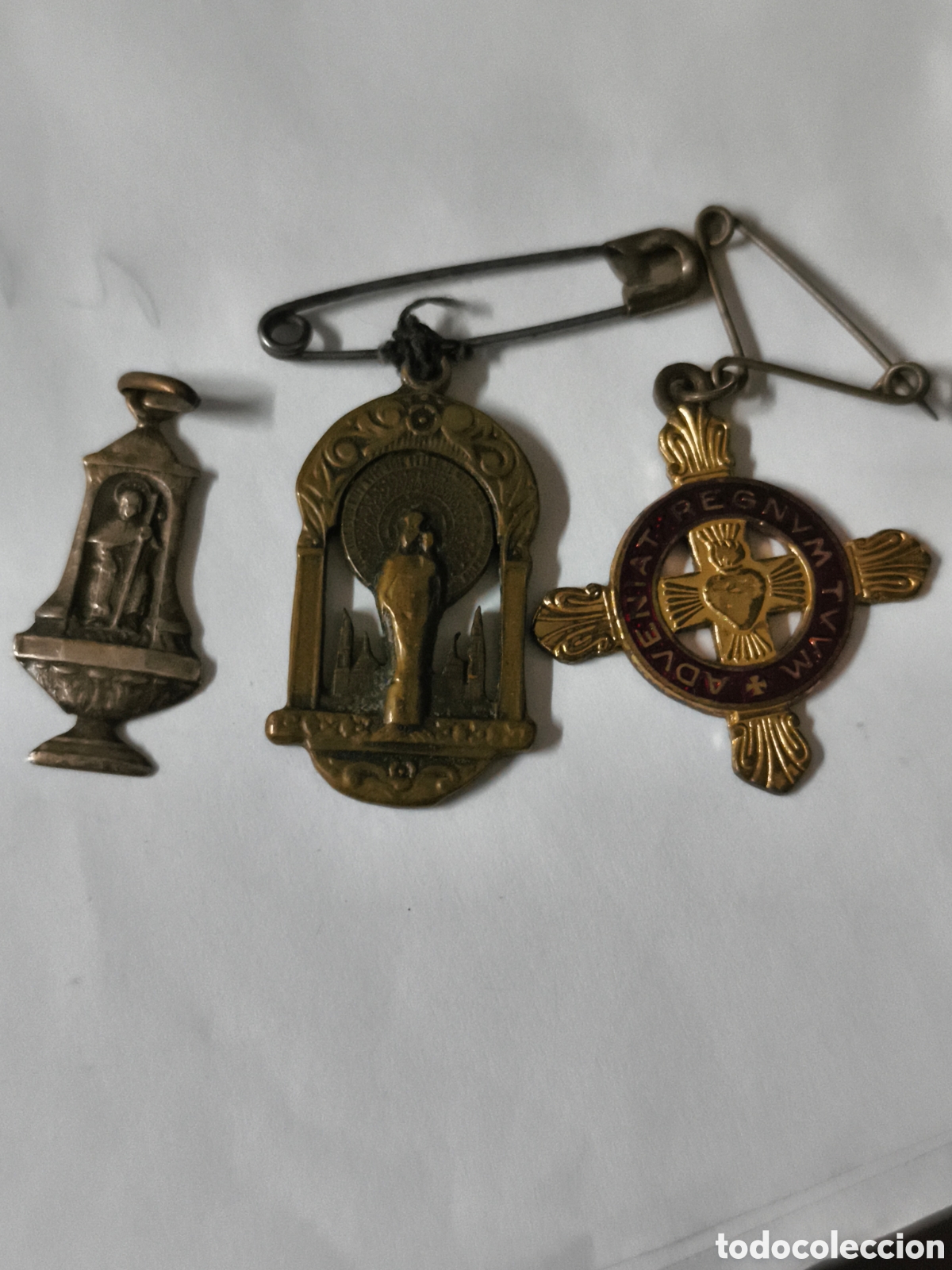 Antig&uuml;edades: Lote de 3 medallas religiosas antiguas