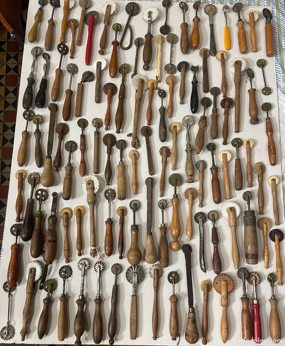 Antig&uuml;edades: PASTELERIA - INCREIBLE COLECCION DE 140 PIEZAS ANTIGUAS DIFERENTES DE RUEDAS REPOSTERIA O PARA CORTA