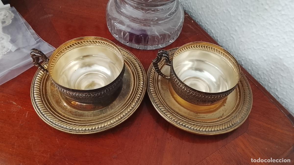 Antig&uuml;edades: pareja tu y yo metal plateado ba&ntilde;o de plata , 2 platos y 2 tazas vintage . muy bonitas