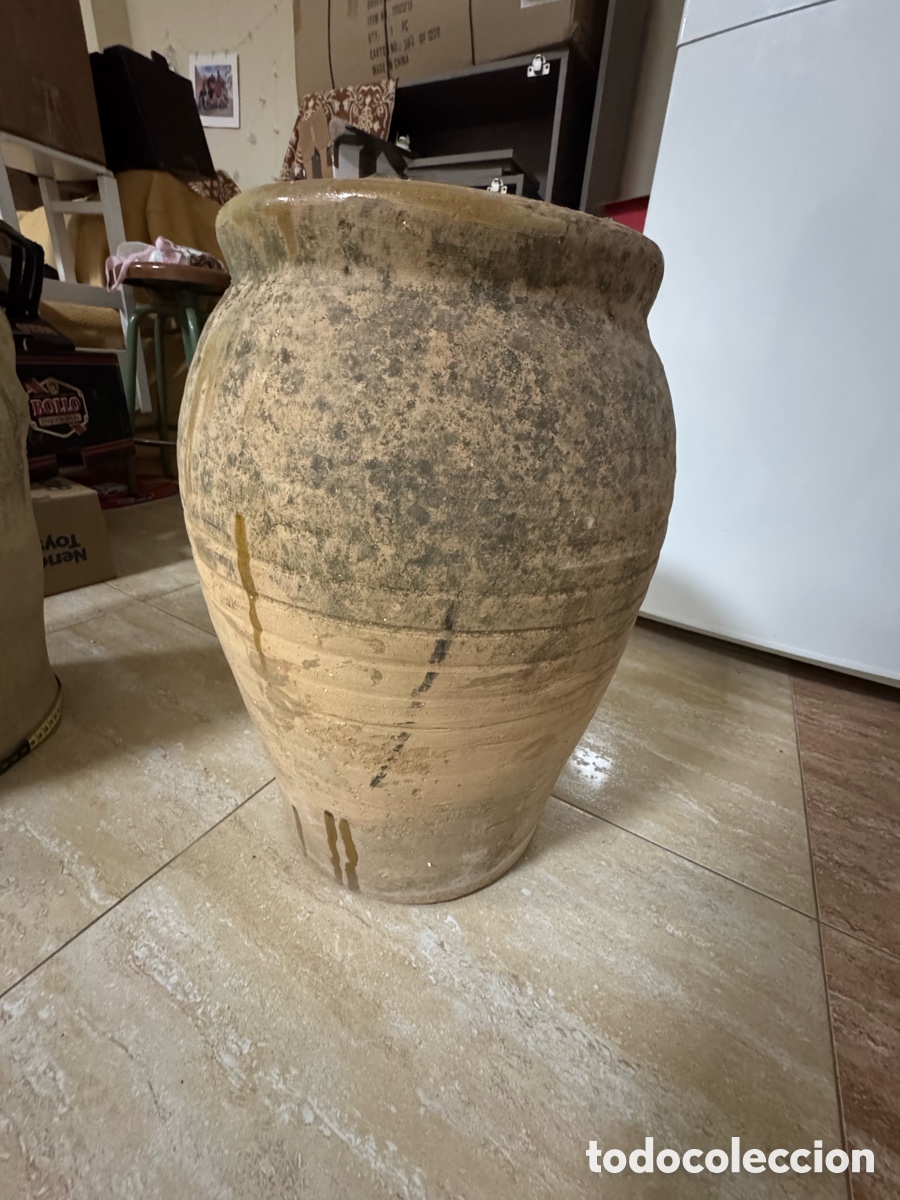 Antig&uuml;edades: Tinaja grande sin asas (45 cm x 110 cm) Jarron