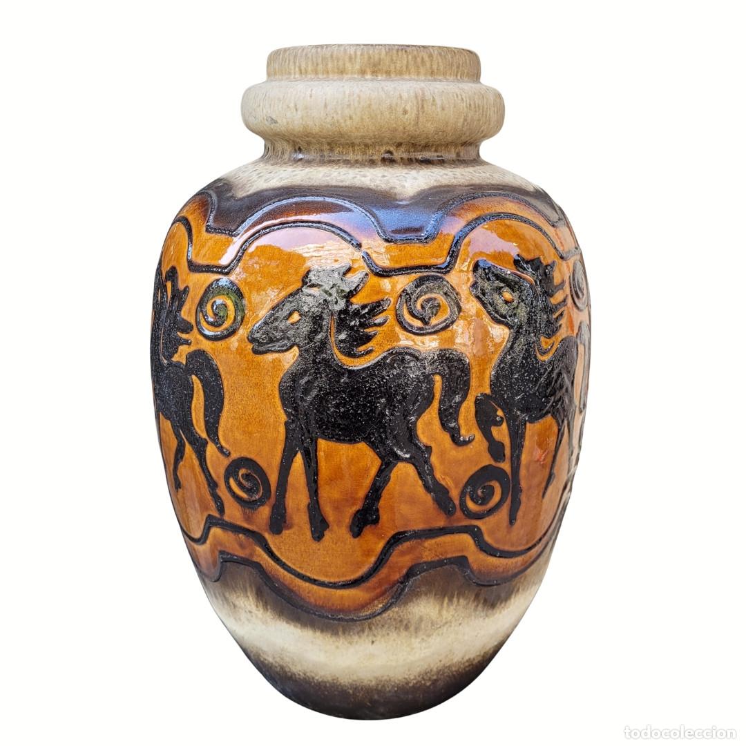 Antig&uuml;edades: Gran jarr&oacute;n &ldquo;Ecuestre&rdquo;, modelo 286-51, Scheurich Keramik, 60&rsquo;s &ndash; Alemania