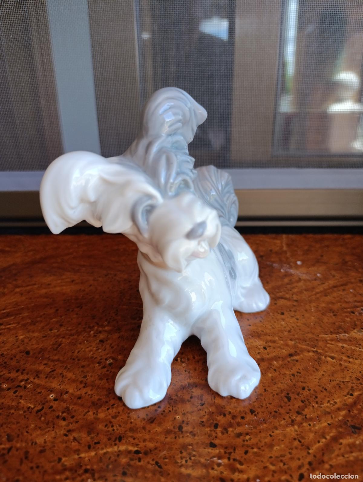 Antig&uuml;edades: PERRITO DE PORCELANA LLADR&Oacute; - Foto 2
