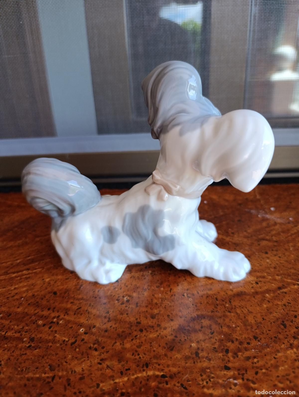 Antig&uuml;edades: PERRITO DE PORCELANA LLADR&Oacute; - Foto 3