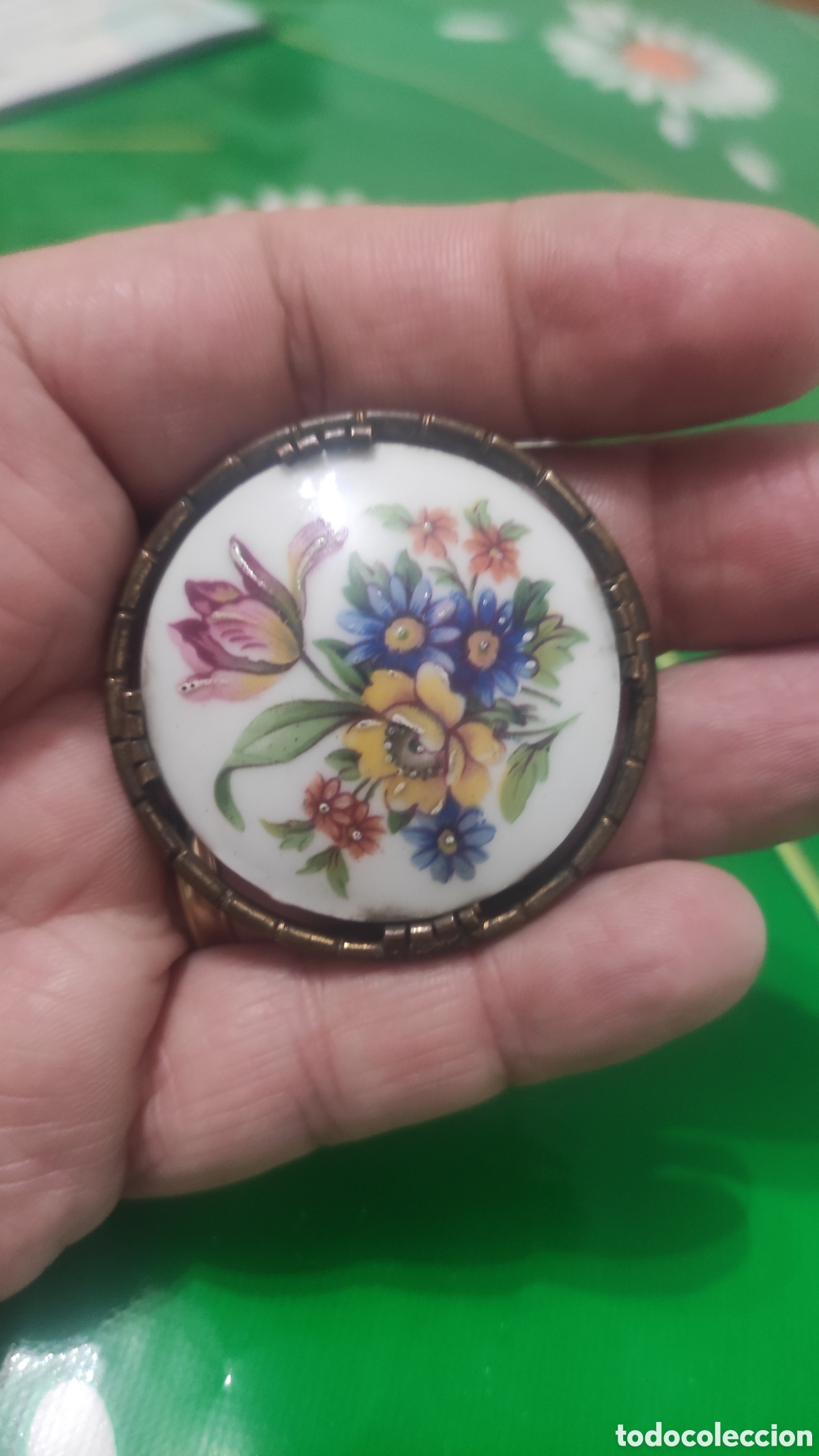 Antig&uuml;edades: Antiguo broche con retrato. - Foto 2
