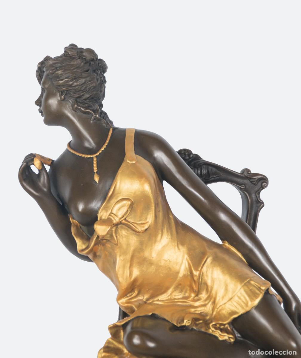 Antig&uuml;edades: Figura realizada en bronce y bronce dorado - Foto 2