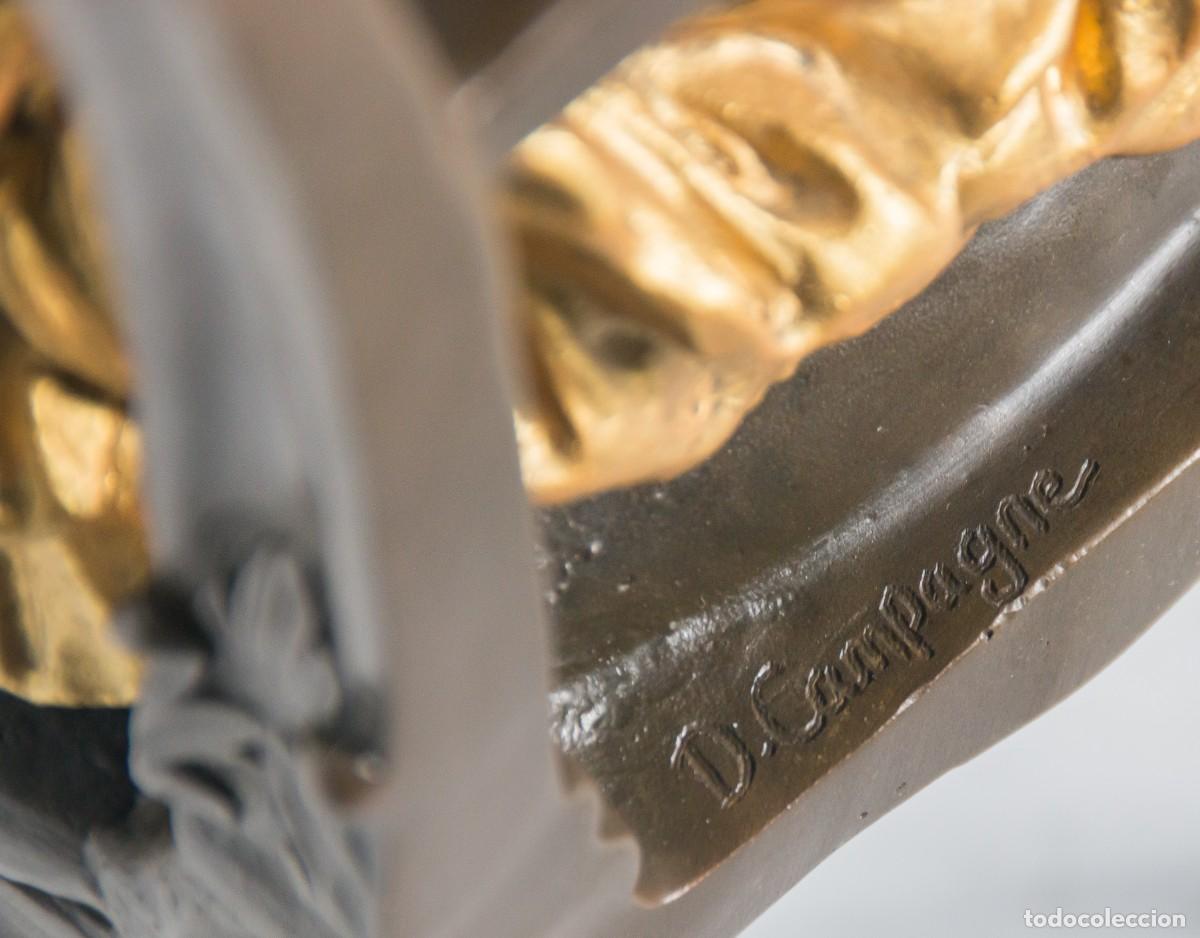 Antig&uuml;edades: Figura realizada en bronce y bronce dorado - Foto 9
