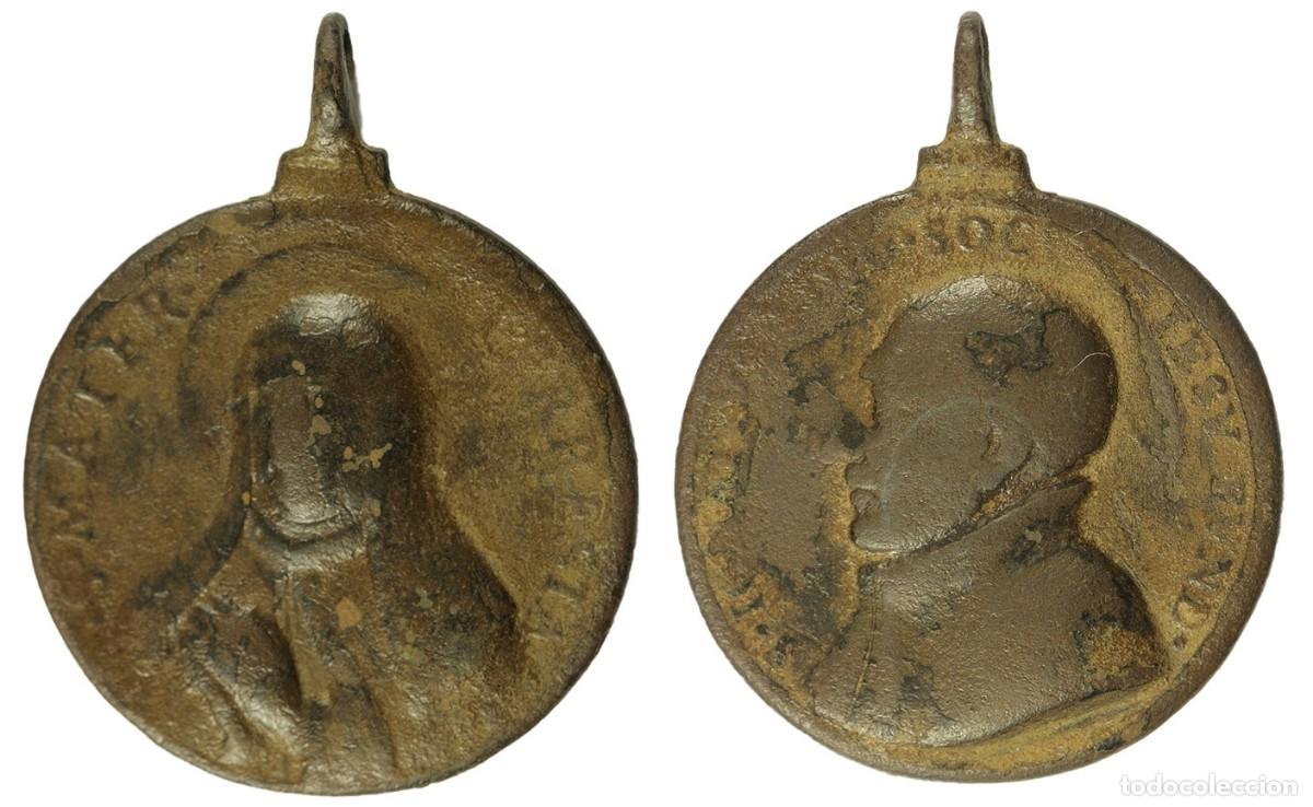 Antig&uuml;edades: Medalla religiosa SANTA TERESA DE JES&Uacute;S Y SAN IGNACIO DE LOYOLA. SIGLO XVII
