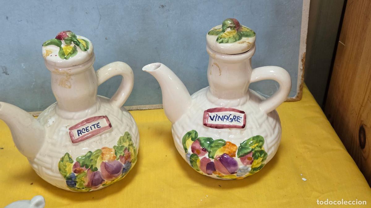 Antig&uuml;edades: vinagreras de ceramica vintage
