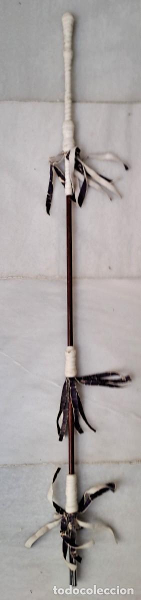 Antig&uuml;edades: VARA GITANA O CACHABA DE METAL FORRADO. BASTON-16