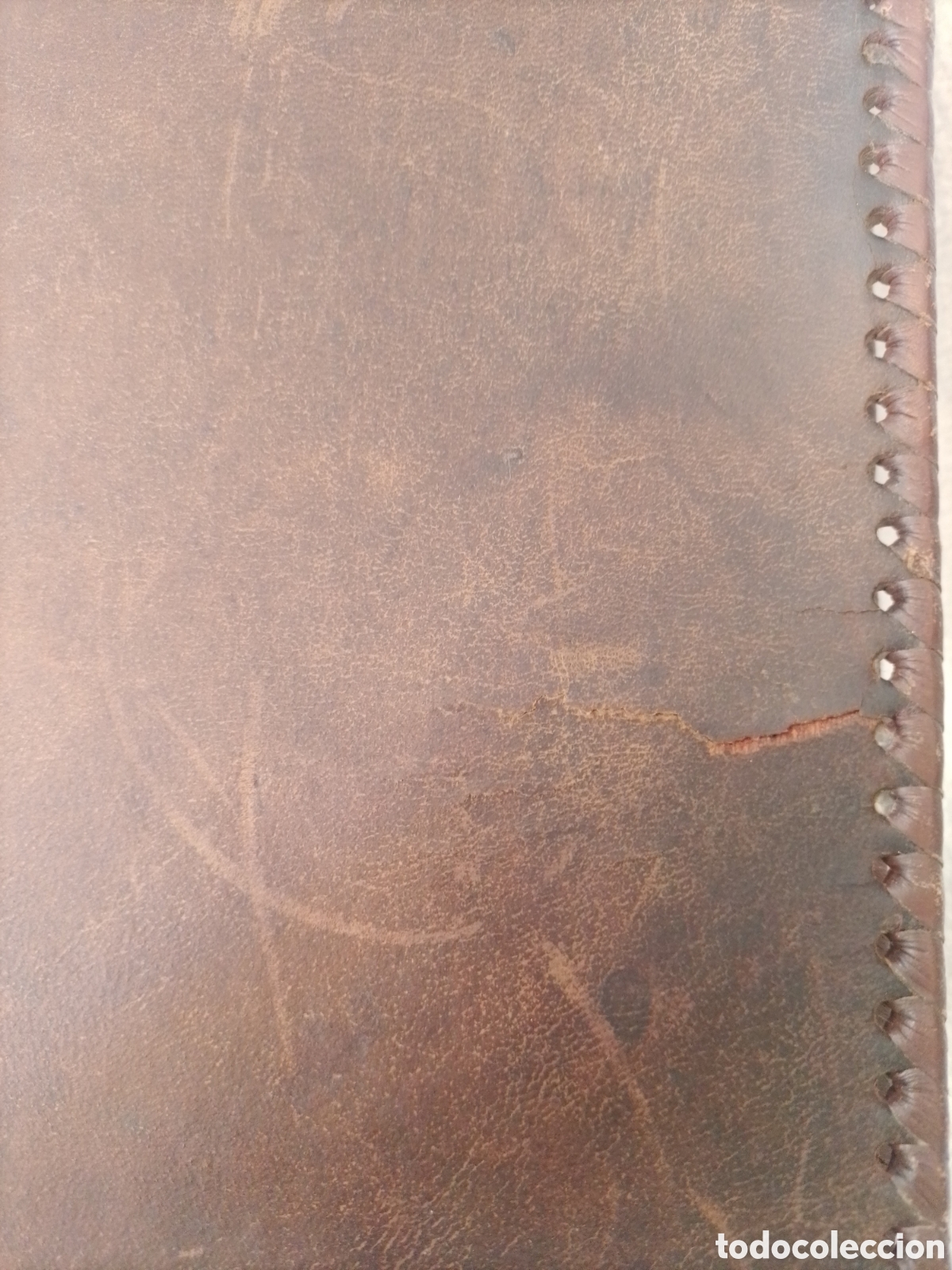 Antig&uuml;edades: Antiguo porta documentos cuero repujado - Foto 5