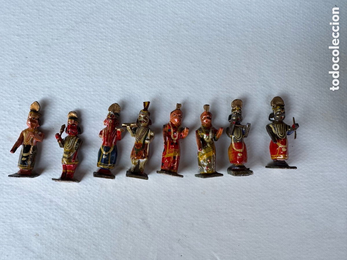 Antig&uuml;edades: Figuras India Hind&uacute;es Rajasthan madera pintadas a mano