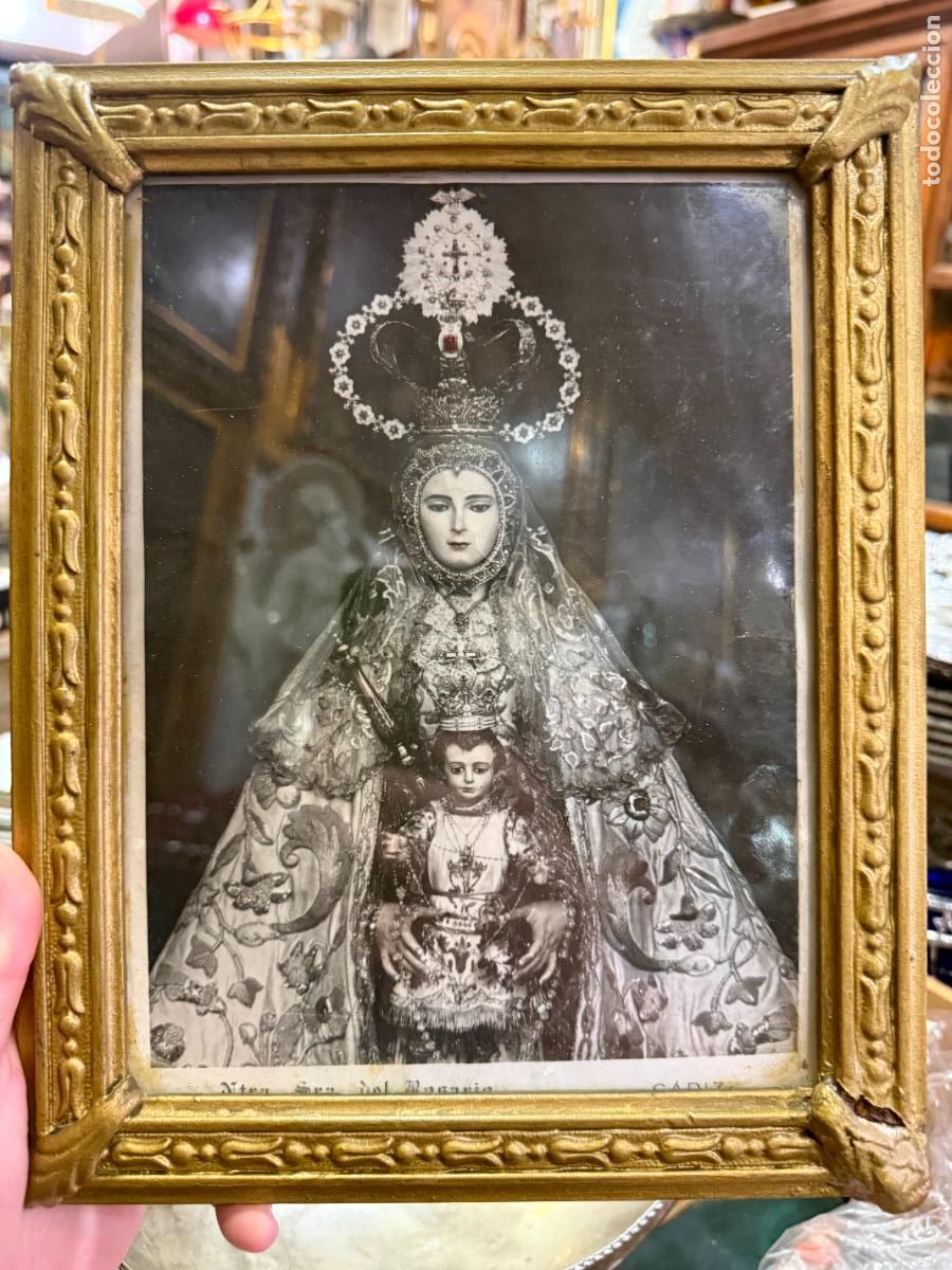 Antig&uuml;edades: ANTIGUO MARCO DE MADERA CON FOTO DE LA VIRGEN DEL ROSARIO PATRONA DE CADIZ - MEDIDA FOTO 23X18 CM