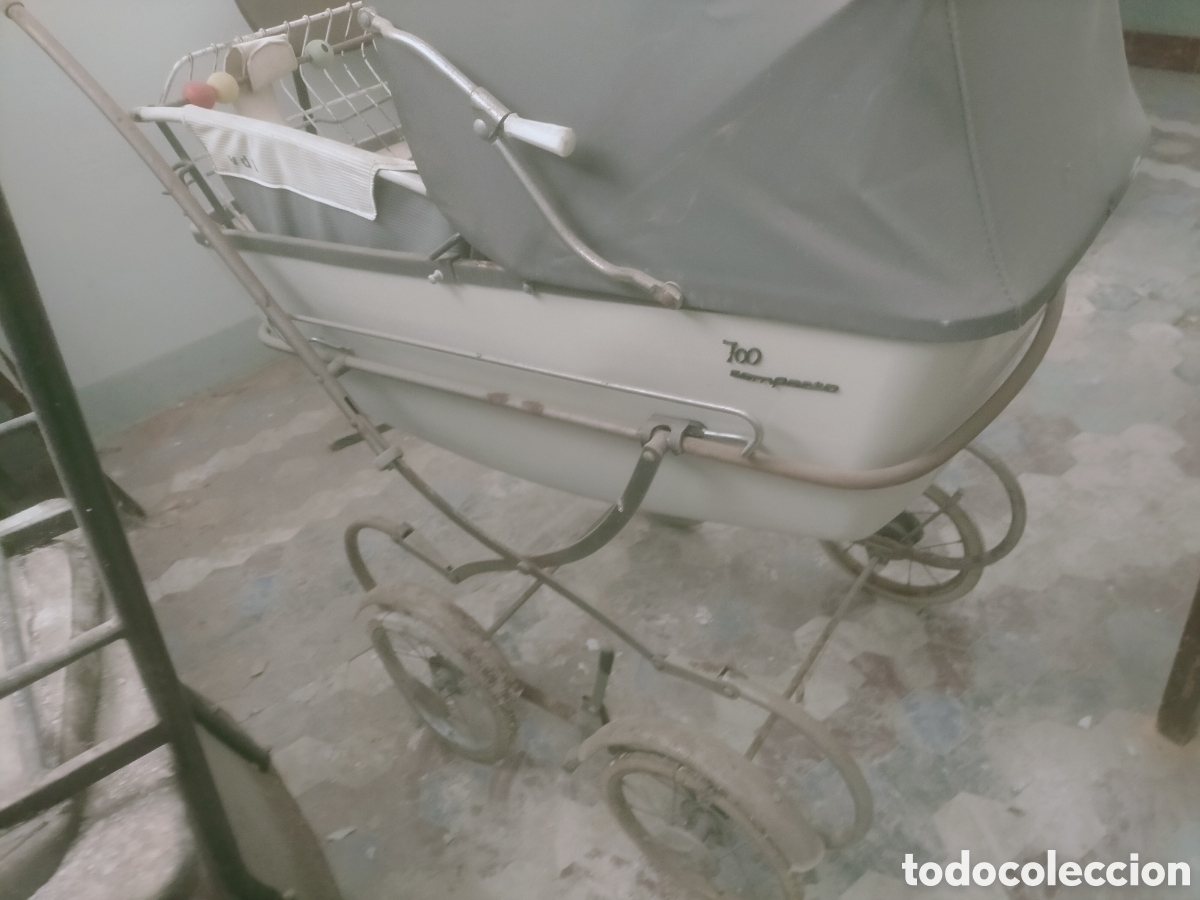 Antig&uuml;edades: Carrito de bebe antiguo - Foto 4