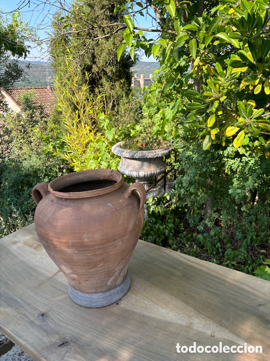 Antig&uuml;edades: Mesa maciza de nogal antigua. - Foto 2