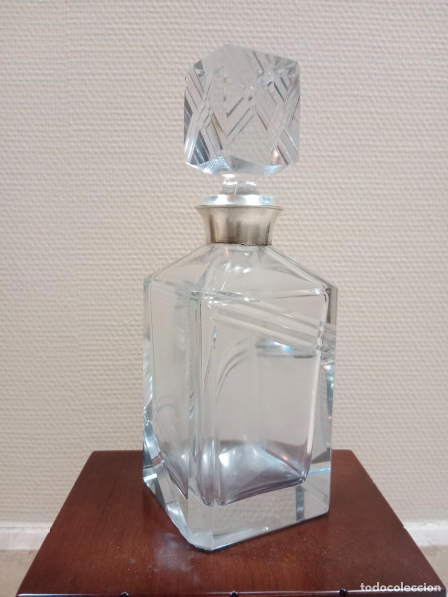Antig&uuml;edades: PRECIOSA Y DISTINGUIDA LICORERA DE CRISTAL TALLADO BACCARAT - EMBOCADURA EN PLATA DE LEY