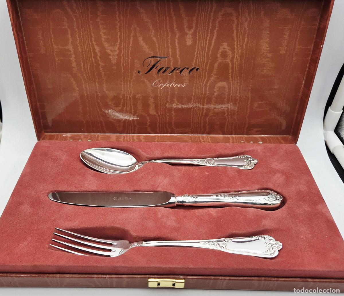 Antig&uuml;edades: Juego de cubiertos en plata con estuche