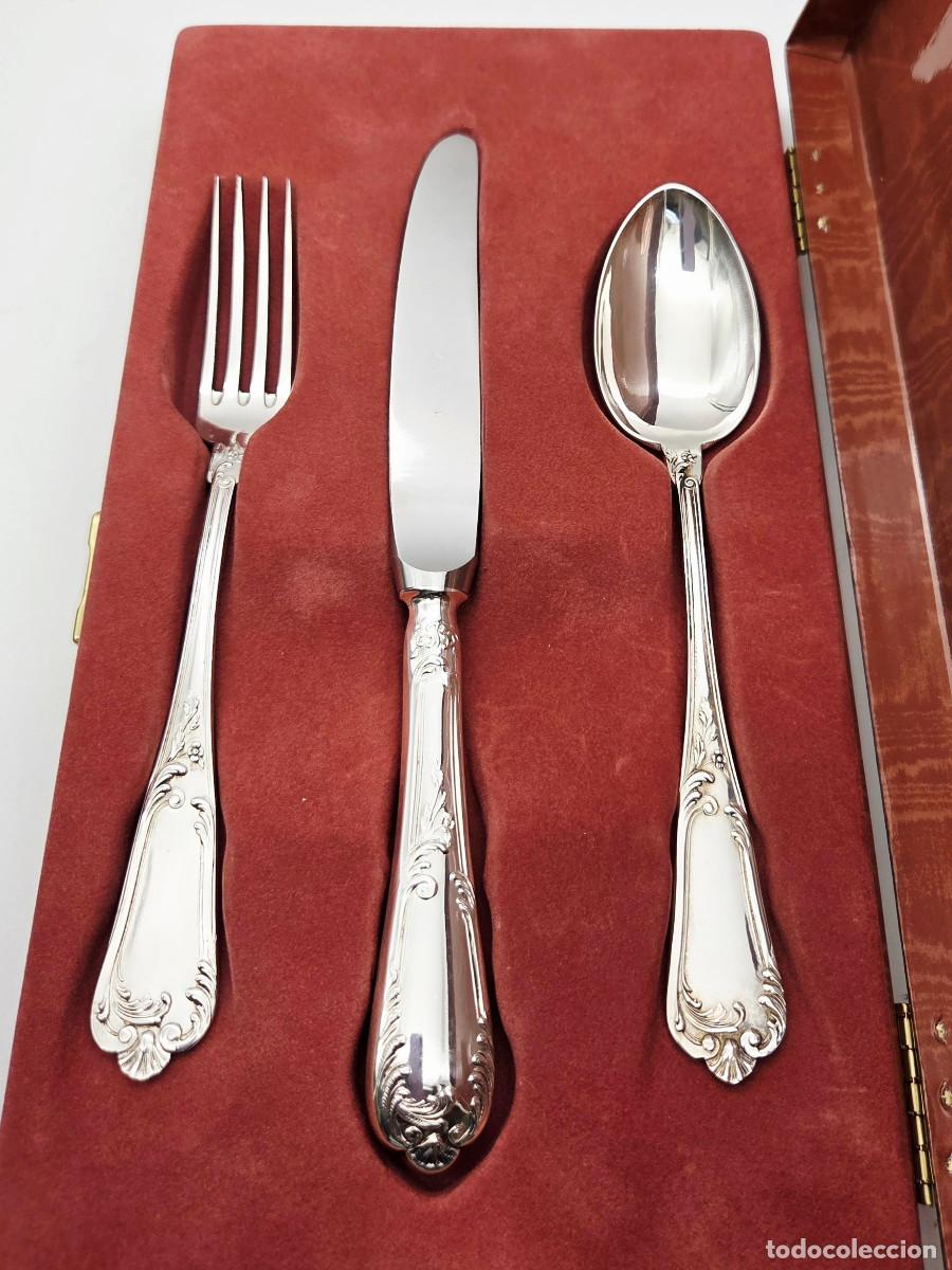 Antig&uuml;edades: Juego de cubiertos en plata con estuche - Foto 2