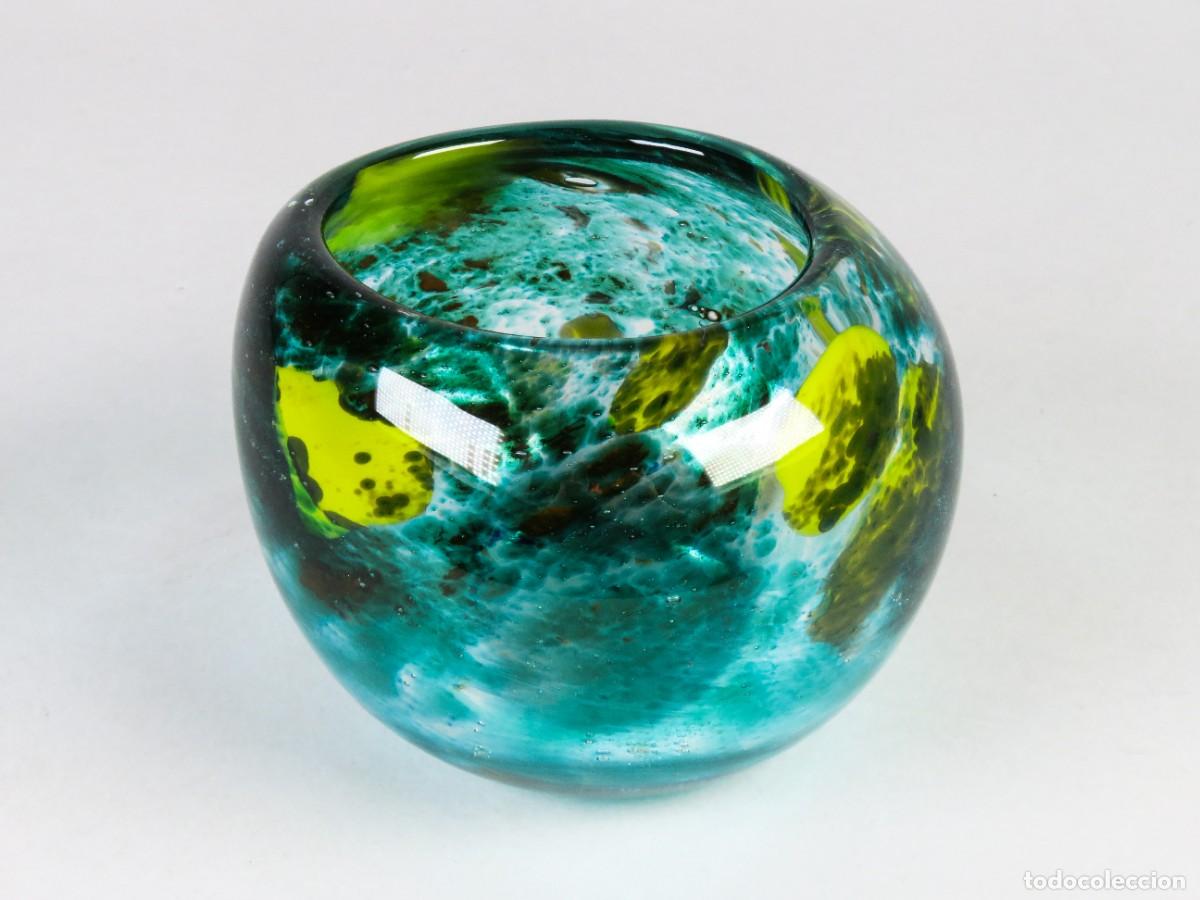 Antig&uuml;edades: Cuenco de cristal de Murano en tonos verdes siglo XX