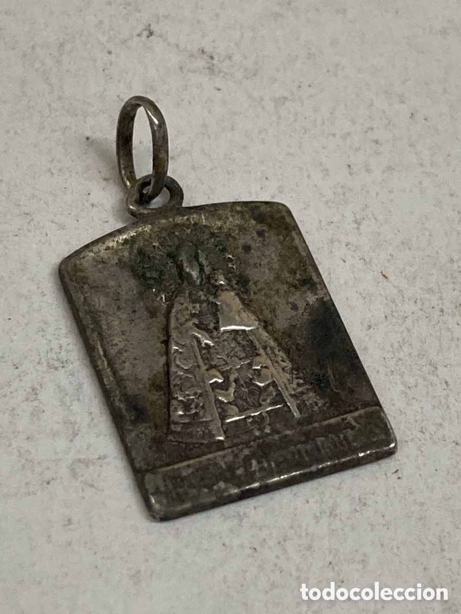 Antig&uuml;edades: Medalla de plata religiosa C599