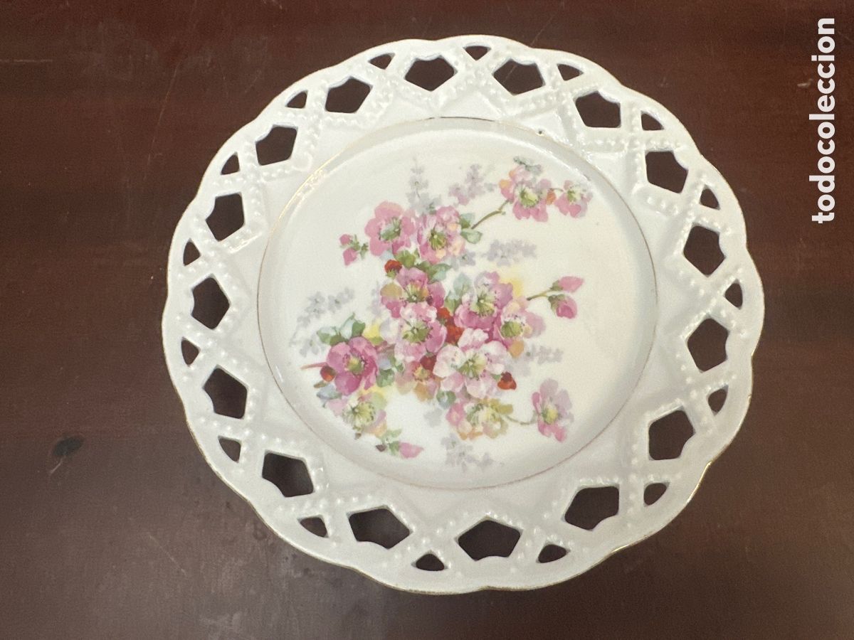 Antig&uuml;edades: PRECIOSO PLATO DE PORCELANA CALADA. &iquest; LIMOGES ? PRINCIPIOS SIGLO XX