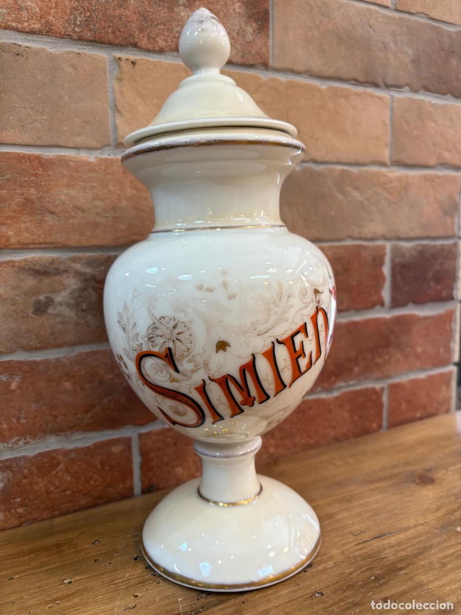 Antig&uuml;edades: Albarelo de Farmacia Antiguo de Porcelana &ndash; &rdquo;SIMIEN. MEL.&rdquo;
