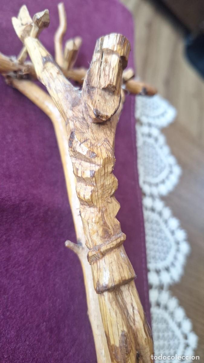 Antig&uuml;edades: Bellisimo Crucifijo Madera y Bamb&uacute; Rustico