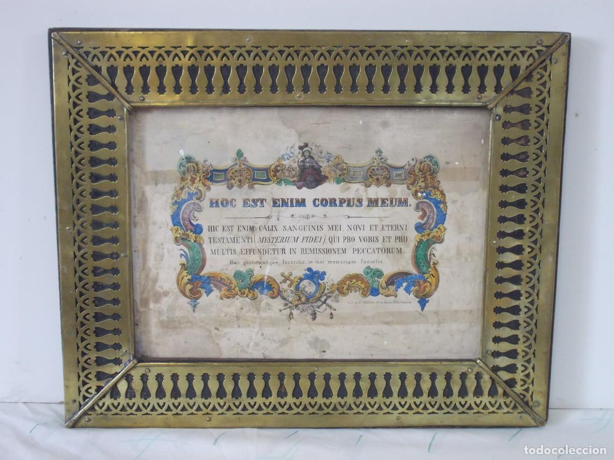 Antig&uuml;edades: ANTIGUO Y RARO CUADRO DE SACRISTIA O CAPILLA BRONCE Y MADERA TEXTO EN LATIN GRABADO COLOREADO