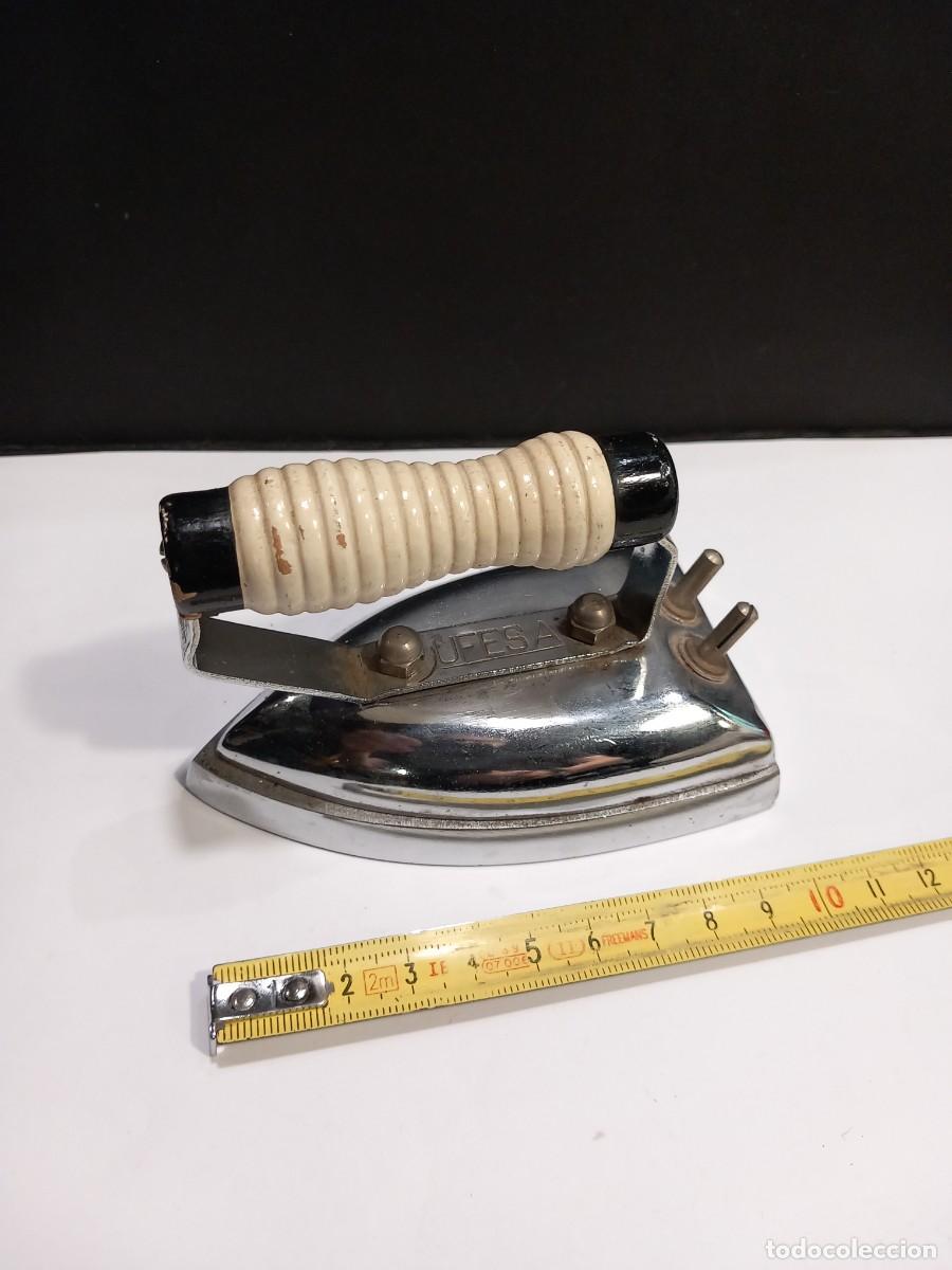 Antig&uuml;edades: UFESA PLANCHA DE VIAJE 125 V / COMPRA MIN&Iacute;MA 5 &euro;